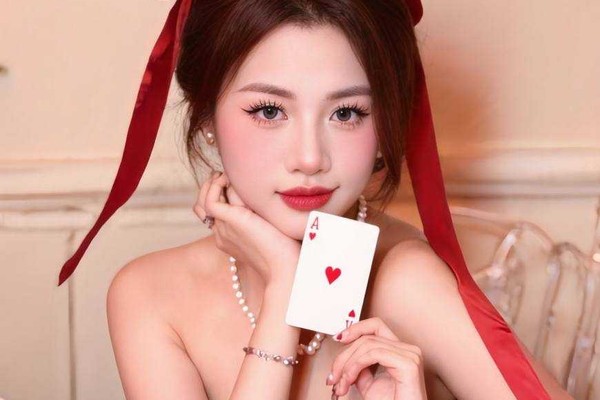 Bàn quay Roulette Pháp
